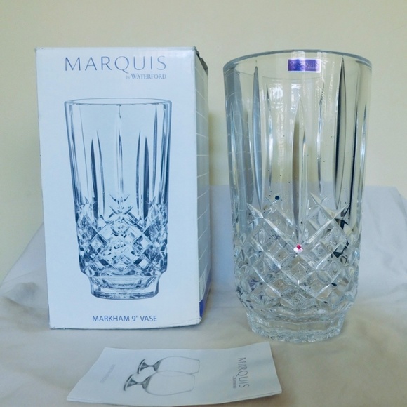 MARQUIS by Waterford Markham 9" Vase NIB Beautiful Crystal Cut glass Vase - Picture 1 of 5